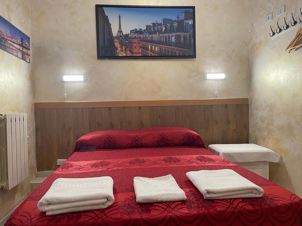 Termini Relex House, Rome